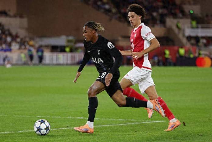 2-1！0-0！欧冠乱了，三大强队翻车，法甲第一遭绝杀，热刺拿1分